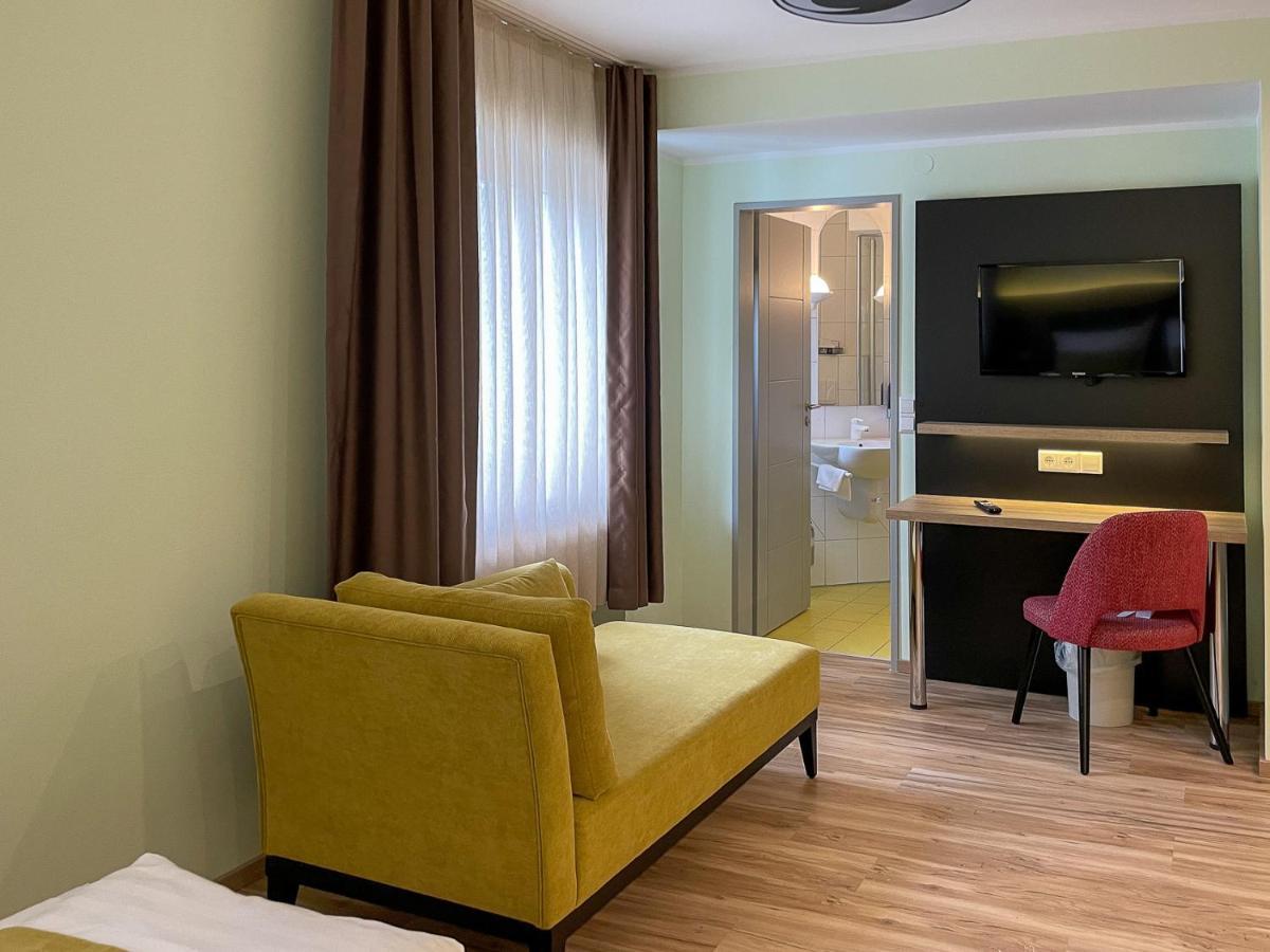 Hotel Zur Flueh باد ساكنغن المظهر الخارجي الصورة