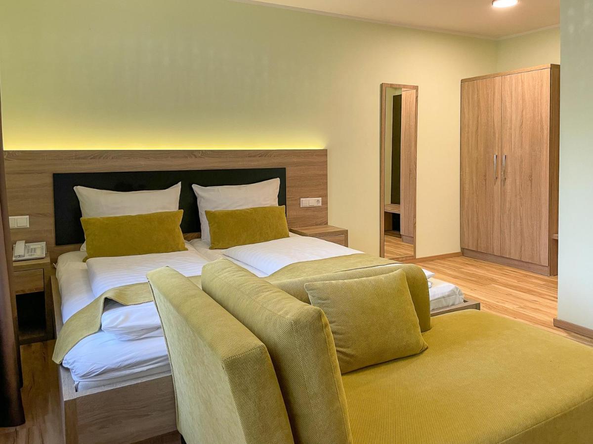 Hotel Zur Flueh باد ساكنغن المظهر الخارجي الصورة
