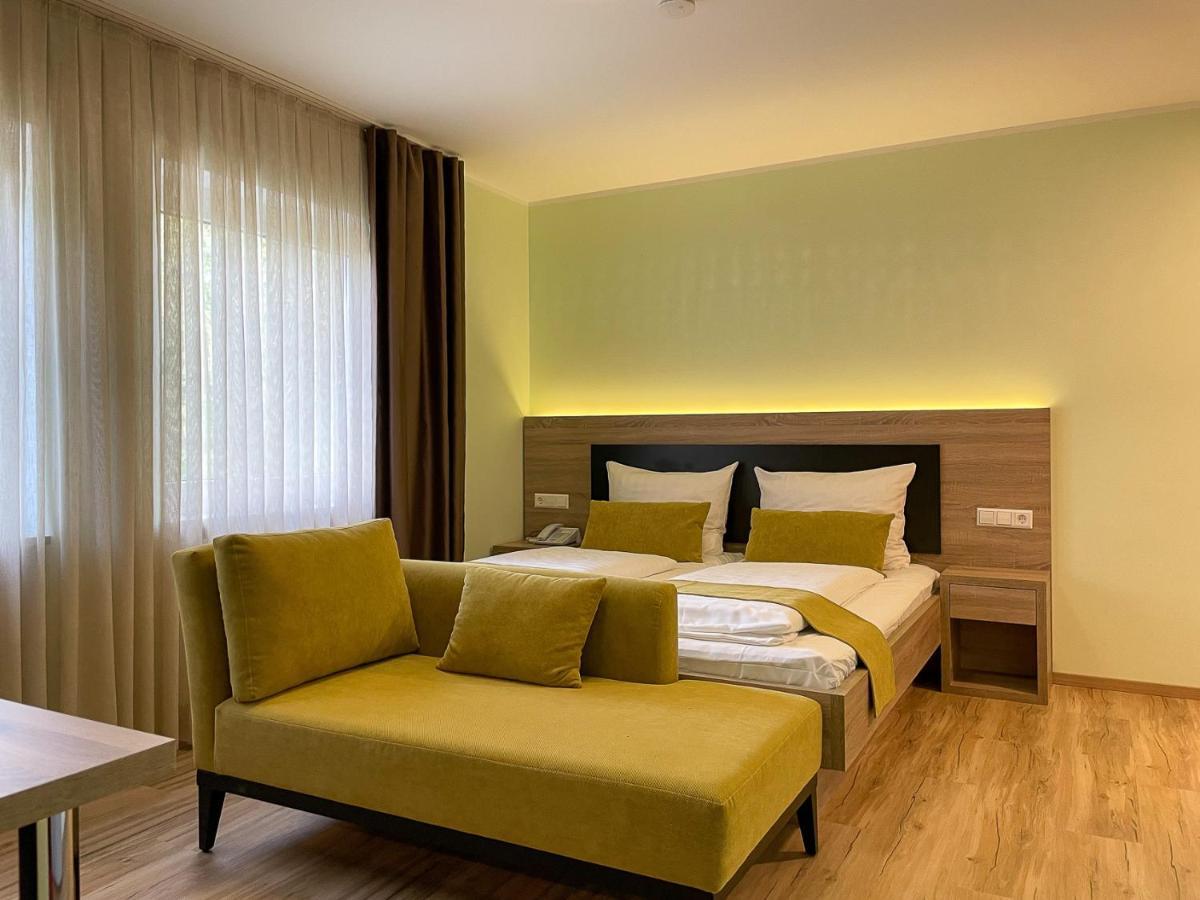Hotel Zur Flueh باد ساكنغن المظهر الخارجي الصورة